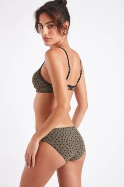 Maillot De Bain 2 Pièces Kaki Praline & Yael Hamaca 11 Maillot De Bain 2 Pièces Kaki Praline & Yael Hamaca -Funky Trunks Soldes 20e praline c hamac zfl97 yael hamaca zfl97 dos