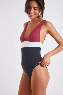 Maillot De Bain Une Pièce Bleu Marine ALAMEDA TAMARINDO -Funky Trunks Soldes 22e alameda tamarin 14h06 dev3