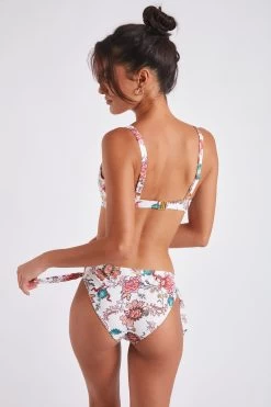 Maillot De Bain 2 Pièces écru Banua & Juste Erlea -Funky Trunks Soldes 22e banua c erlea zhc11 juste erlea zhc11 dos