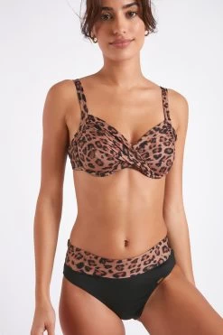 Maillot De Bain 2 Pièces Imprimé Léopard Saskia & Andra Badana 12 Maillot De Bain 2 Pièces Imprimé Léopard Saskia & Andra Badana -Funky Trunks Soldes 22e saskia c badana zgy78 andra badana zgy78 dev2