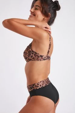 Maillot De Bain 2 Pièces Imprimé Léopard Saskia & Andra Badana 13 Maillot De Bain 2 Pièces Imprimé Léopard Saskia & Andra Badana -Funky Trunks Soldes 22e saskia c badana zgy78 andra badana zgy78 dev3