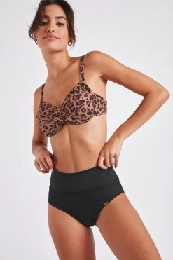 Maillot De Bain 2 Pièces Imprimé Léopard Saskia & Andra Badana 14 Maillot De Bain 2 Pièces Imprimé Léopard Saskia & Andra Badana -Funky Trunks Soldes 22e saskia c badana zgy78 andra badana zgy78 dev4